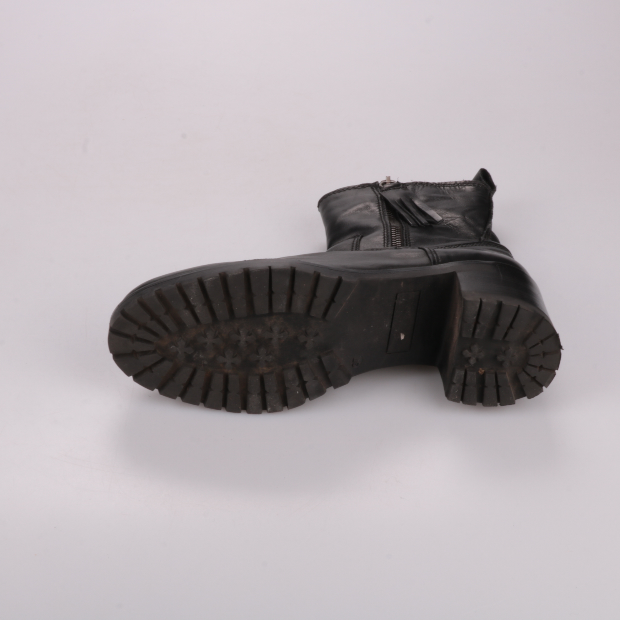250117930-3